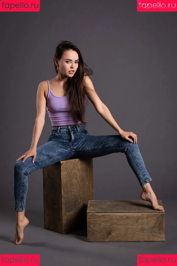 Anna Moon Onlyfans Photo Gallery 