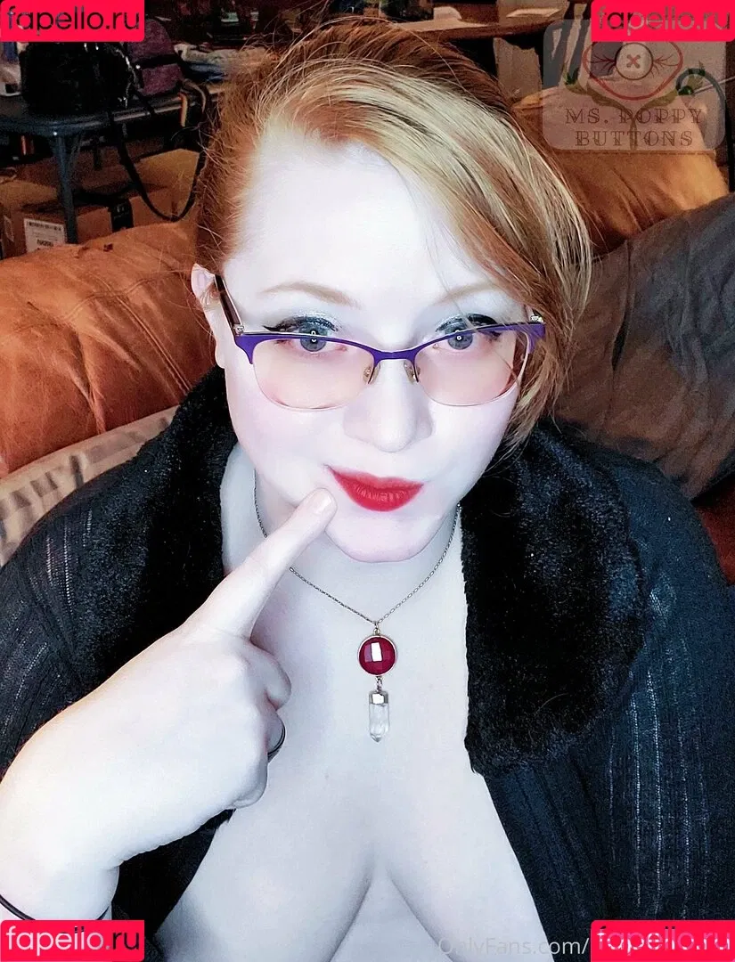 mspoppybuttons Onlyfans Photo Gallery 