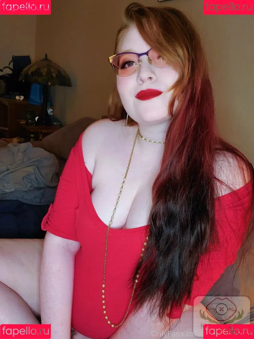 mspoppybuttons Onlyfans Photo Gallery 