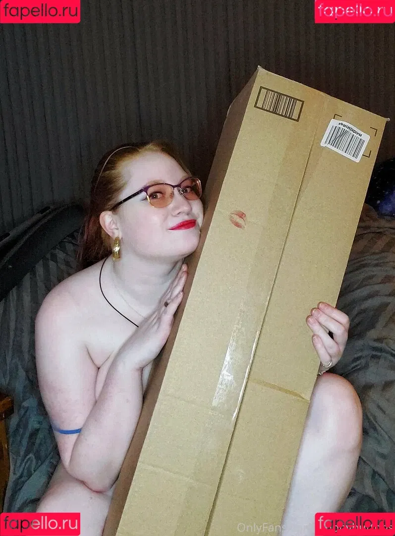 mspoppybuttons Onlyfans Photo Gallery 