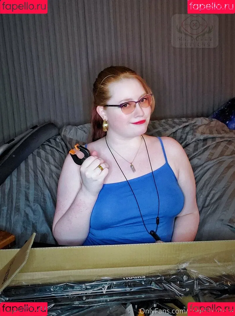 mspoppybuttons Onlyfans Photo Gallery 