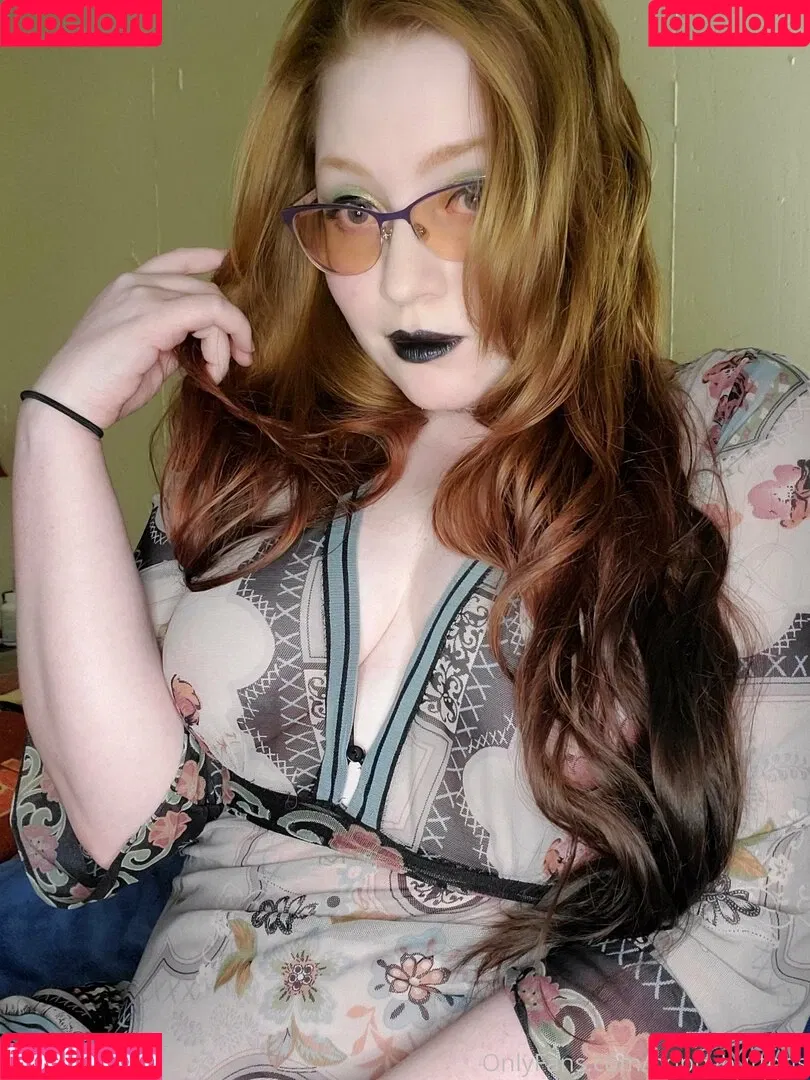 mspoppybuttons Onlyfans Photo Gallery 