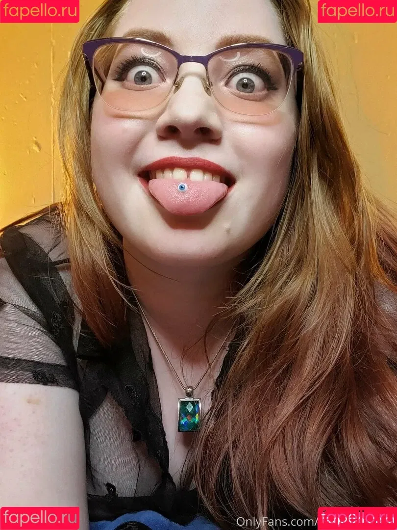 mspoppybuttons Onlyfans Photo Gallery 