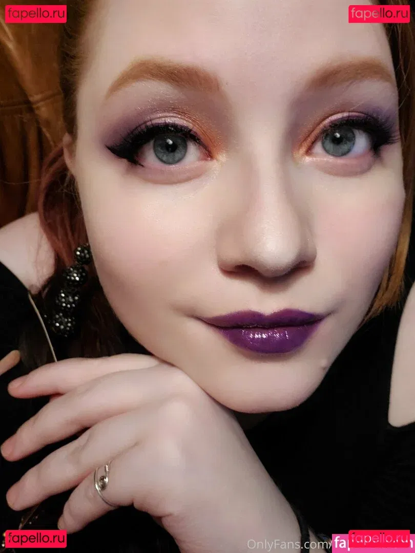 mspoppybuttons Onlyfans Photo Gallery 