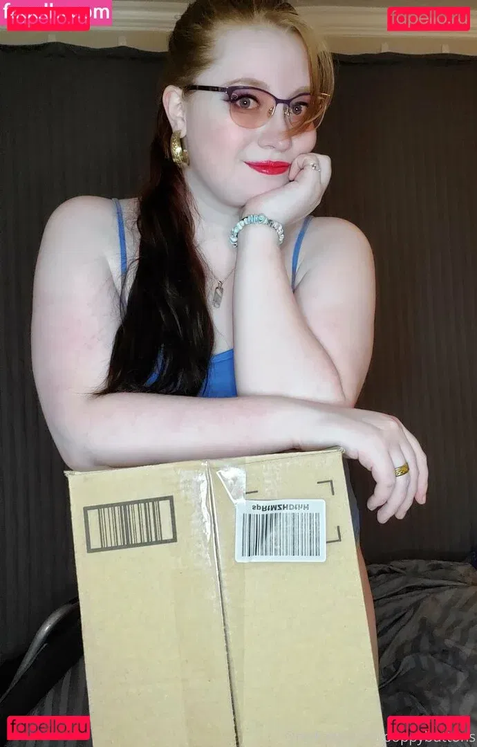 mspoppybuttons Onlyfans Photo Gallery 