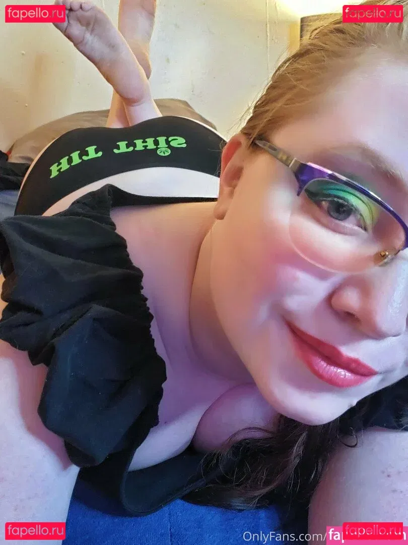 mspoppybuttons Onlyfans Photo Gallery 