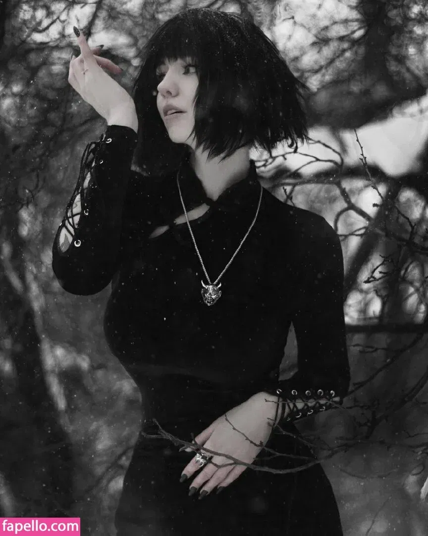 Dolchstosss Onlyfans Photo Gallery 