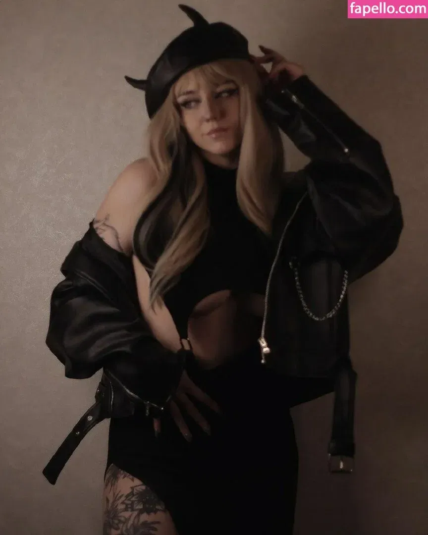 Dolchstosss Onlyfans Photo Gallery 