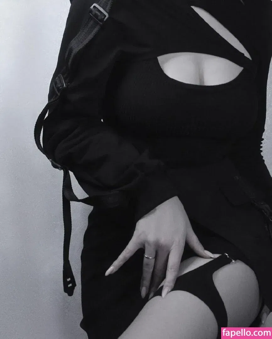 Dolchstosss Onlyfans Photo Gallery 