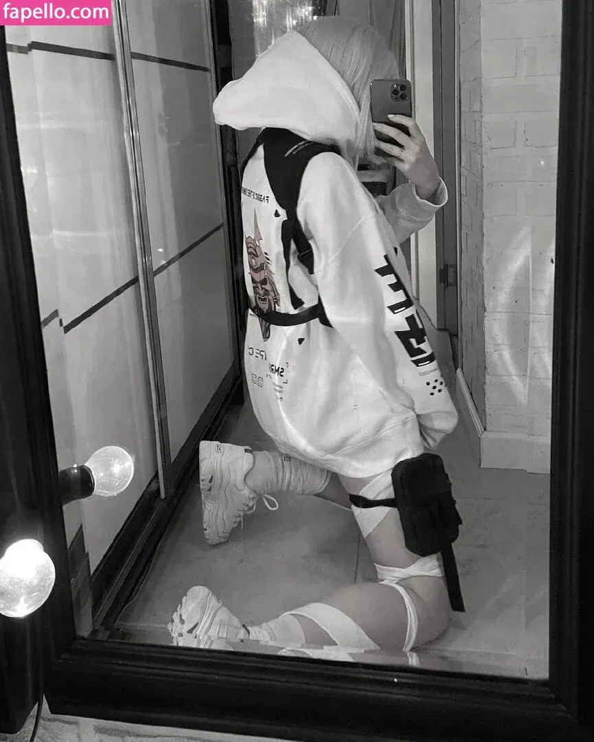 Dolchstosss Onlyfans Photo Gallery 