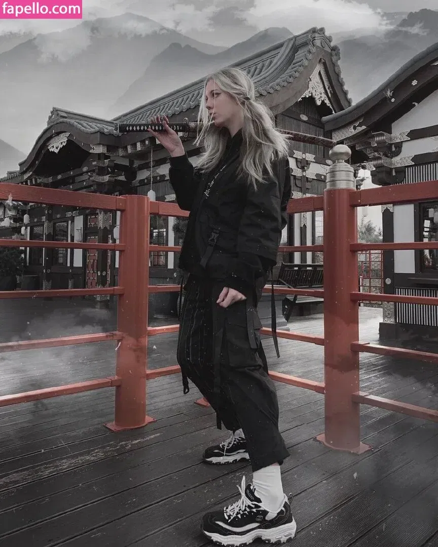 Dolchstosss Onlyfans Photo Gallery 