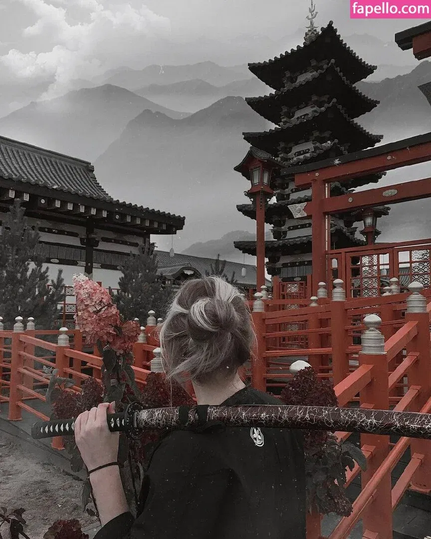 Dolchstosss Onlyfans Photo Gallery 