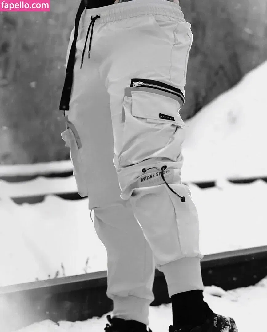 Dolchstosss Onlyfans Photo Gallery 