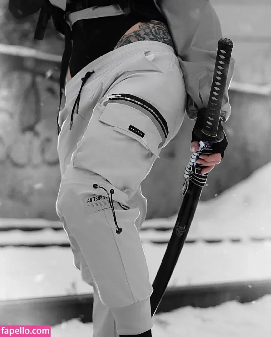 Dolchstosss Onlyfans Photo Gallery 