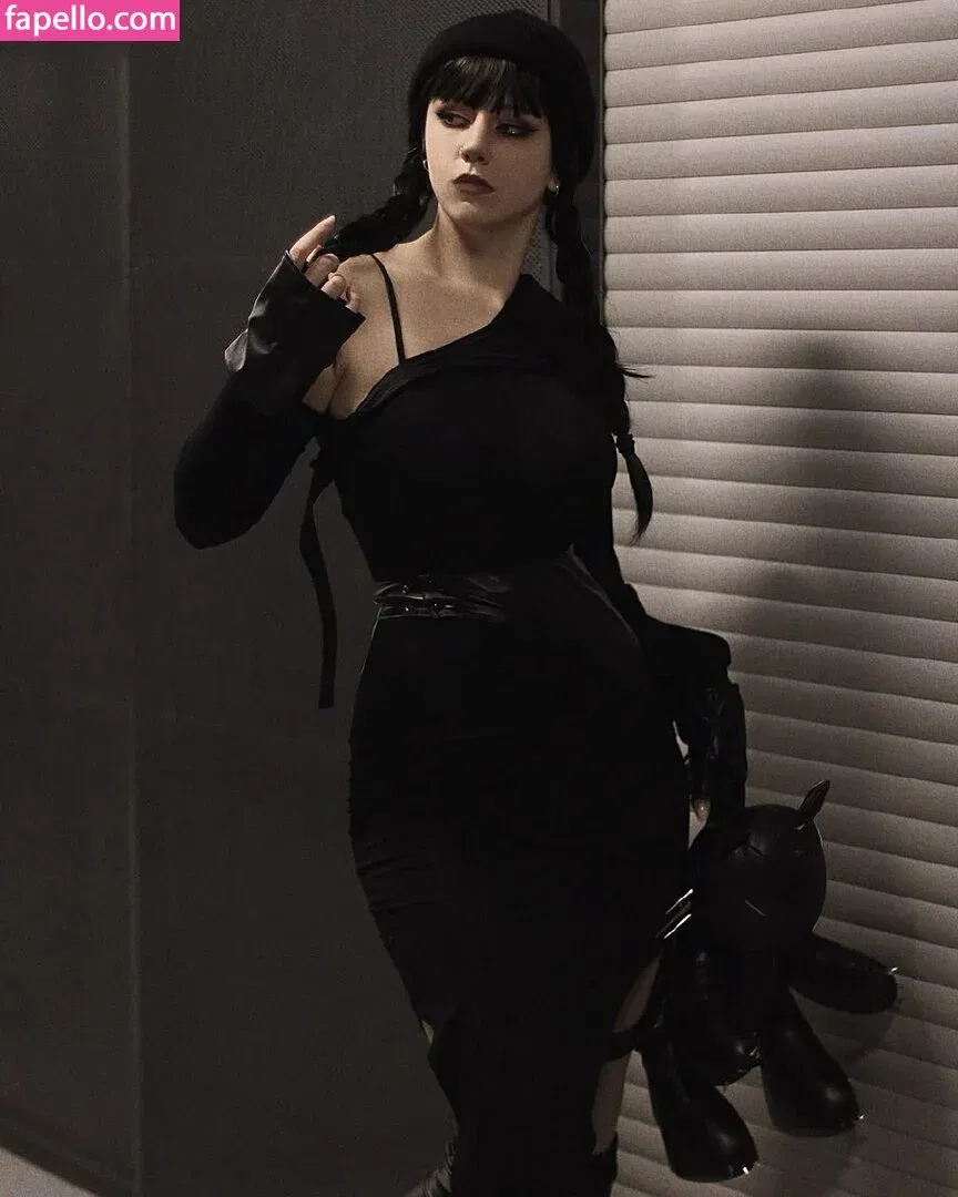 Dolchstosss Onlyfans Photo Gallery 