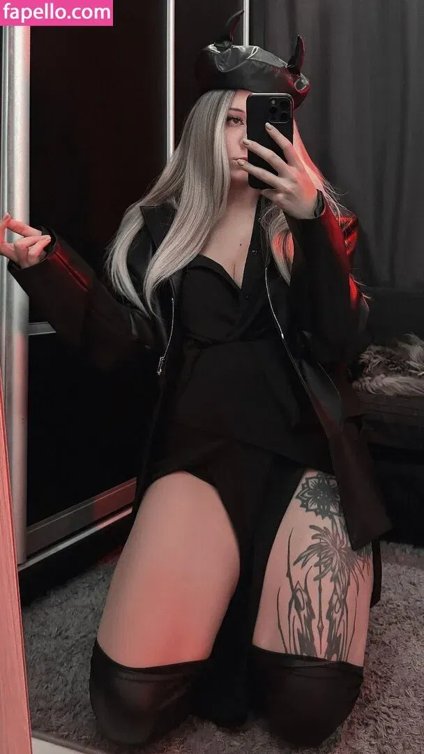 Dolchstosss Onlyfans Photo Gallery 