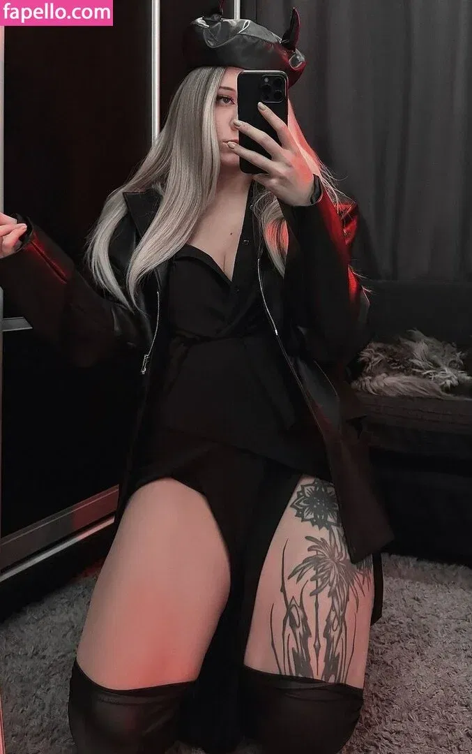 Dolchstosss Onlyfans Photo Gallery 