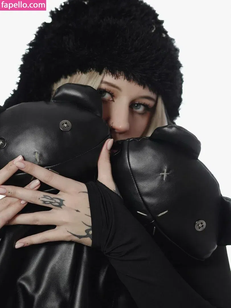 Dolchstosss Onlyfans Photo Gallery 