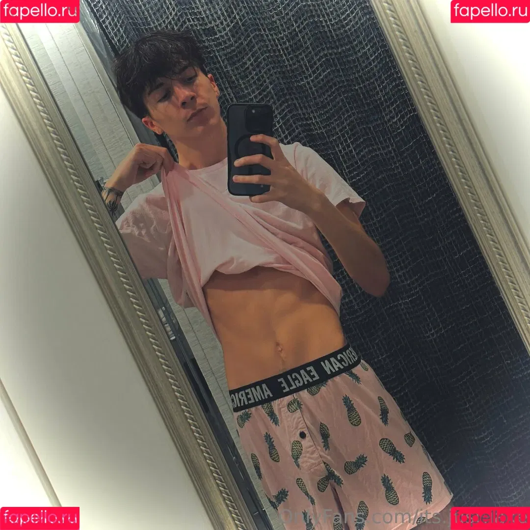 its.just.jake Onlyfans Photo Gallery 