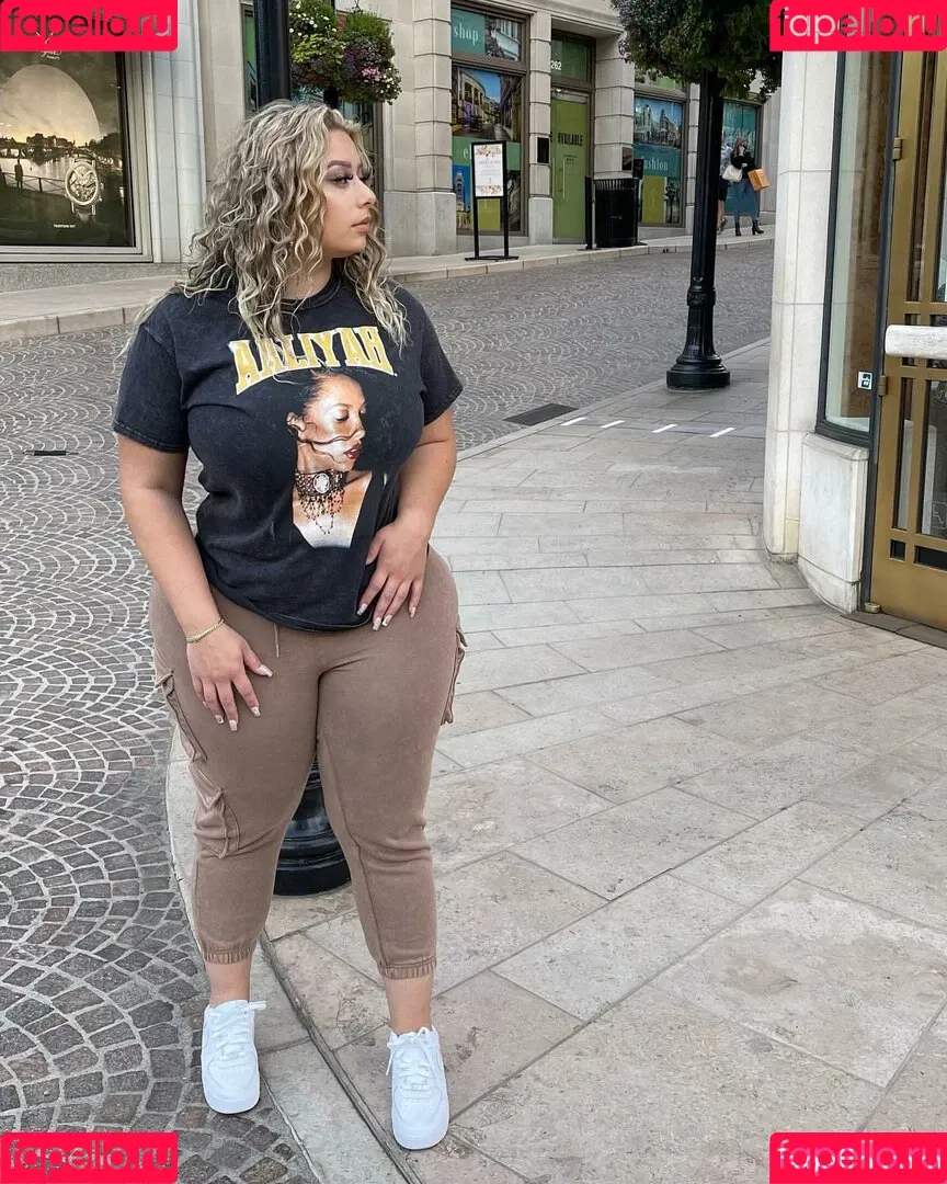 Blondiemami Onlyfans Photo Gallery 