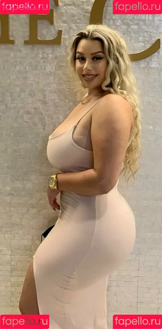 Blondiemami Onlyfans Photo Gallery 