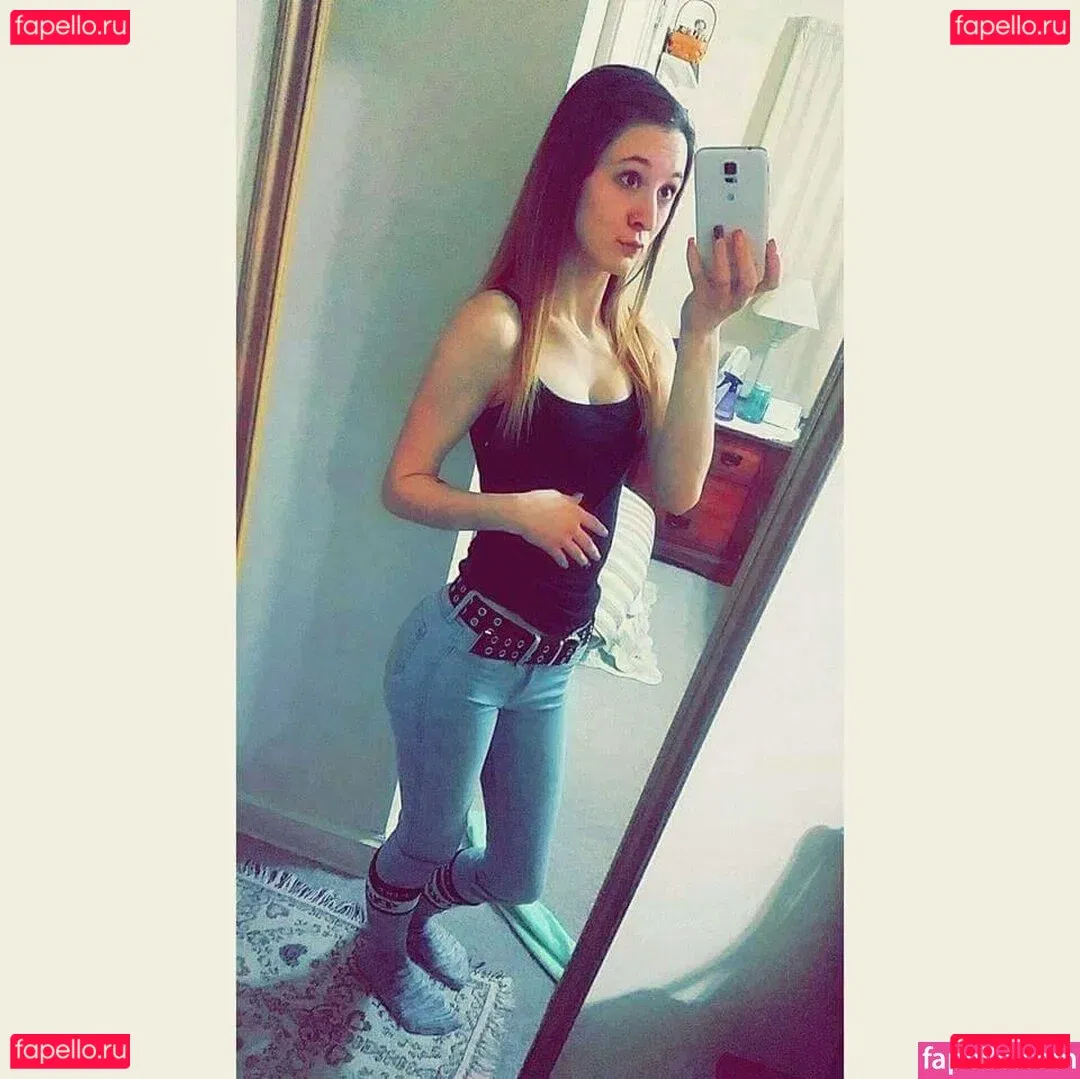 Kayla Wire Onlyfans Photo Gallery 