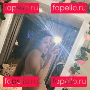 Kayla Wire Onlyfans Photo Gallery 