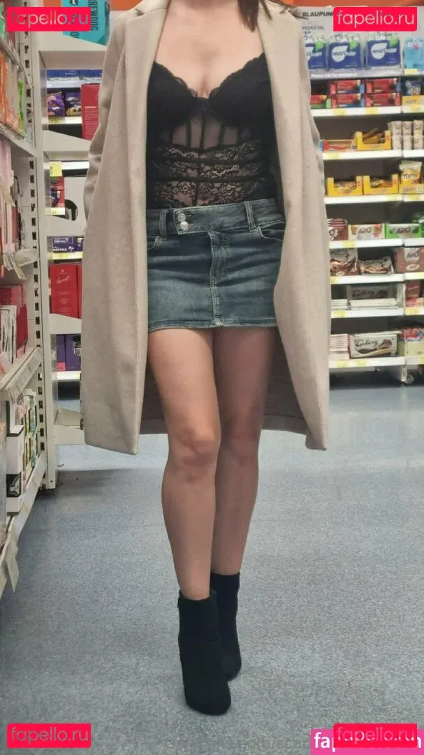 scarlett_johnson24 Onlyfans Photo Gallery 