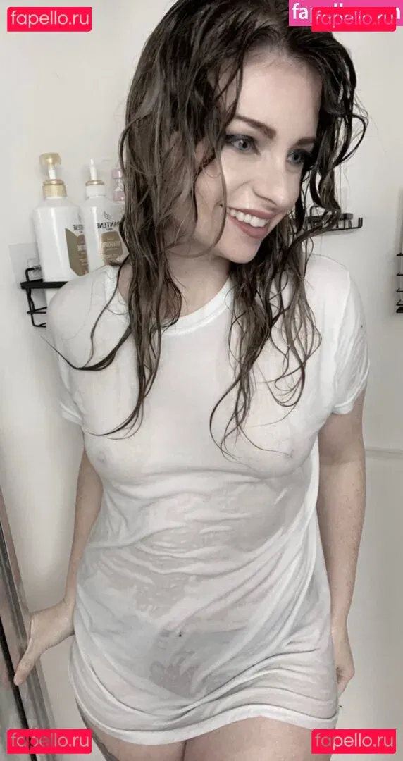 DearJess Onlyfans Photo Gallery 