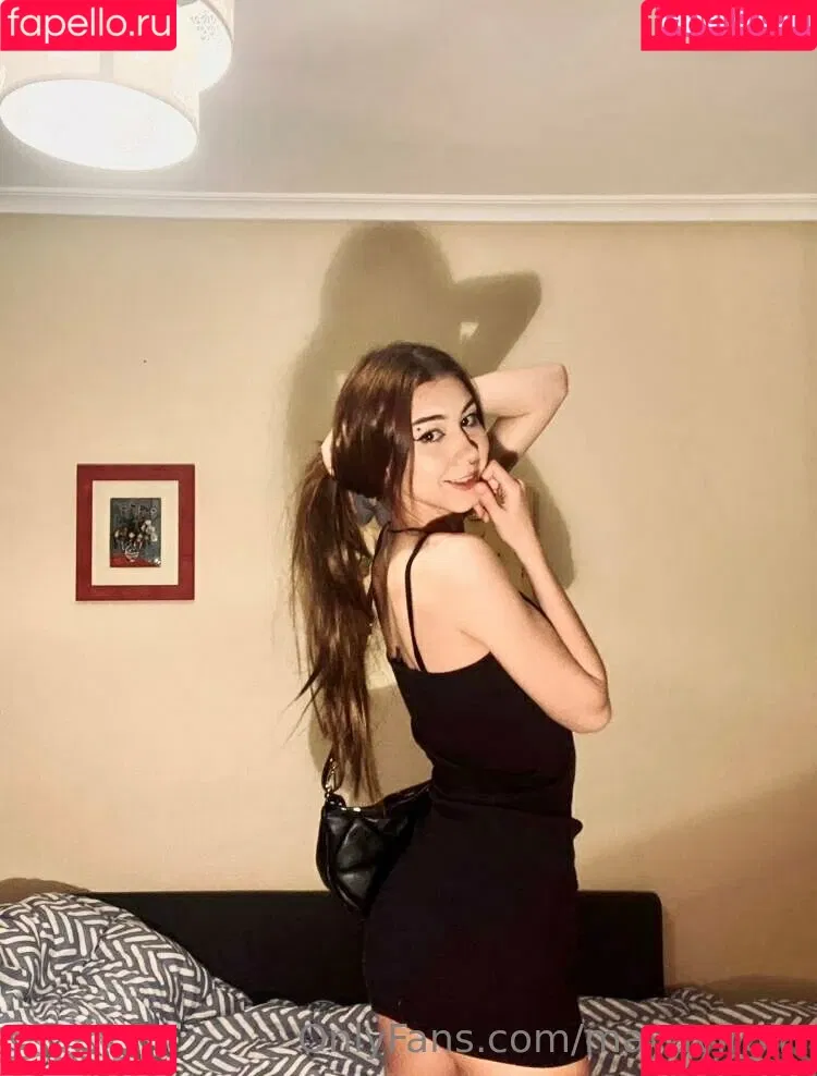 mayakisa Onlyfans Photo Gallery 
