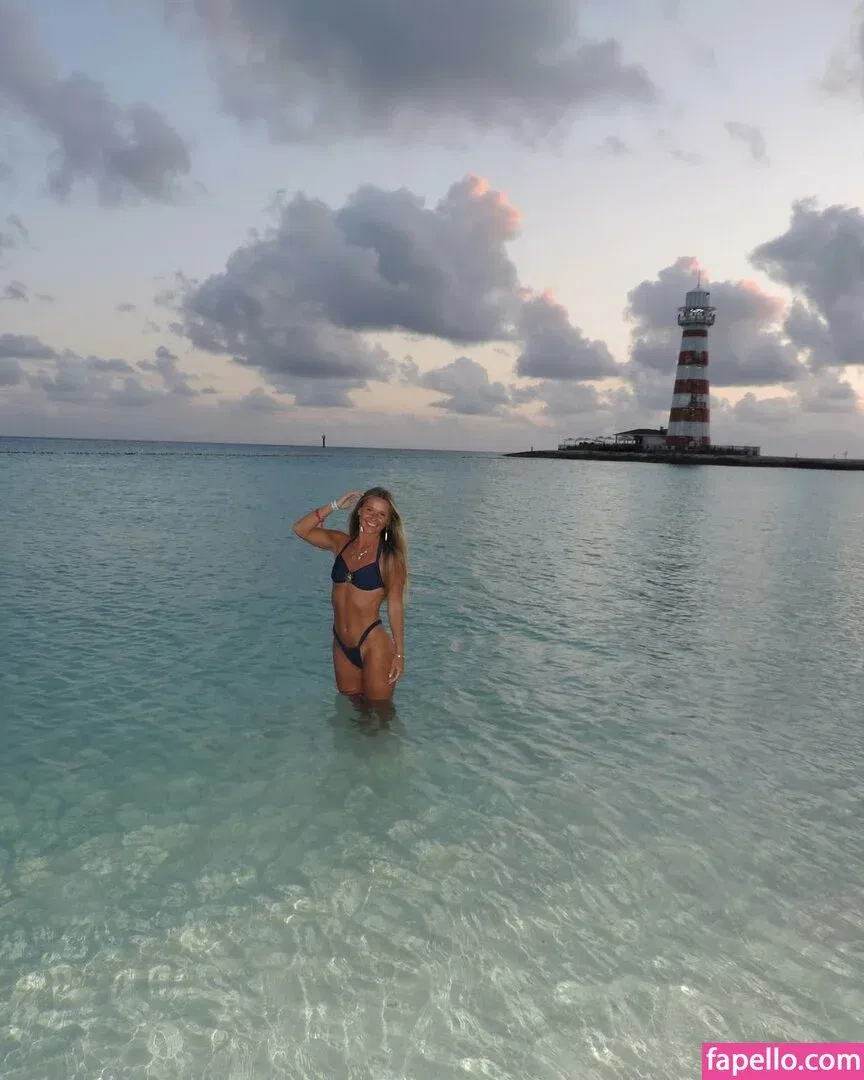 Emily Sentner Onlyfans Photo Gallery 