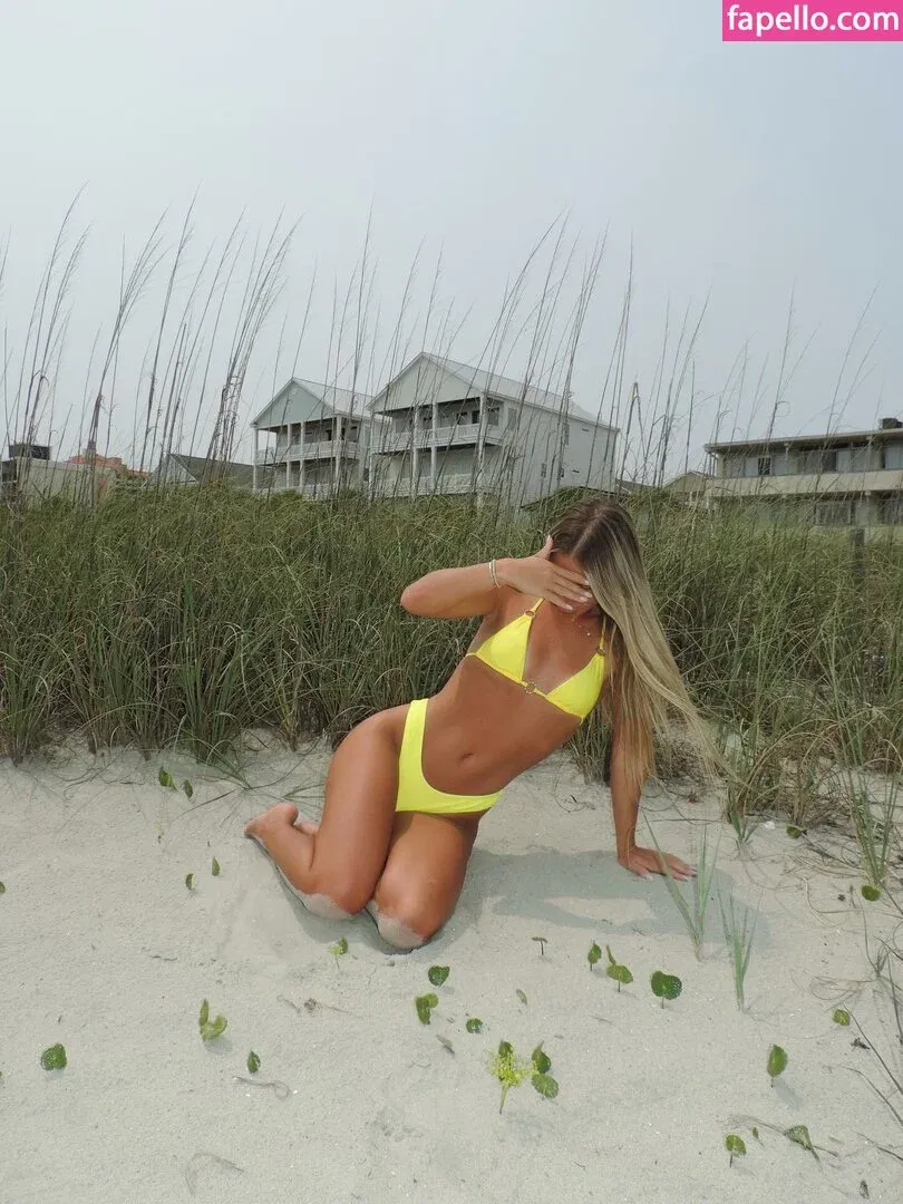 Emily Sentner Onlyfans Photo Gallery 