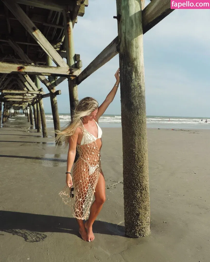 Emily Sentner Onlyfans Photo Gallery 