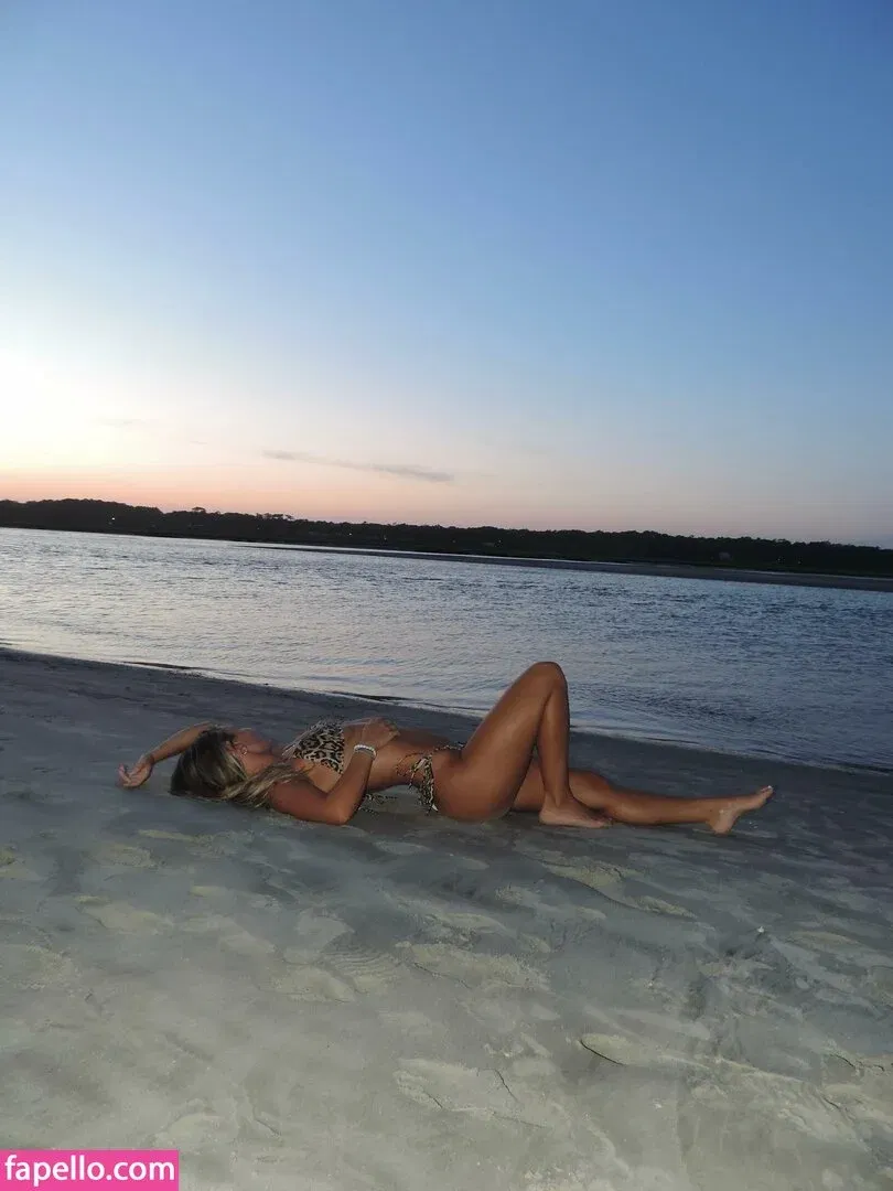 Emily Sentner Onlyfans Photo Gallery 