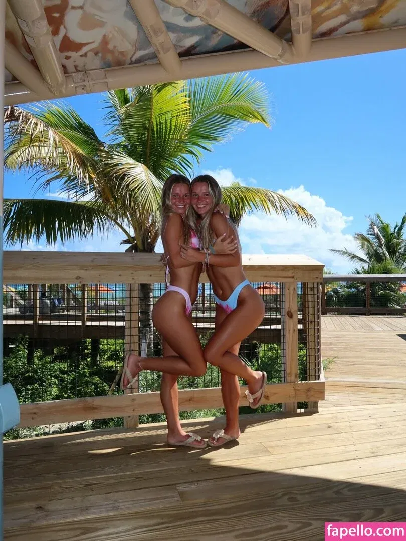 Emily Sentner Onlyfans Photo Gallery 