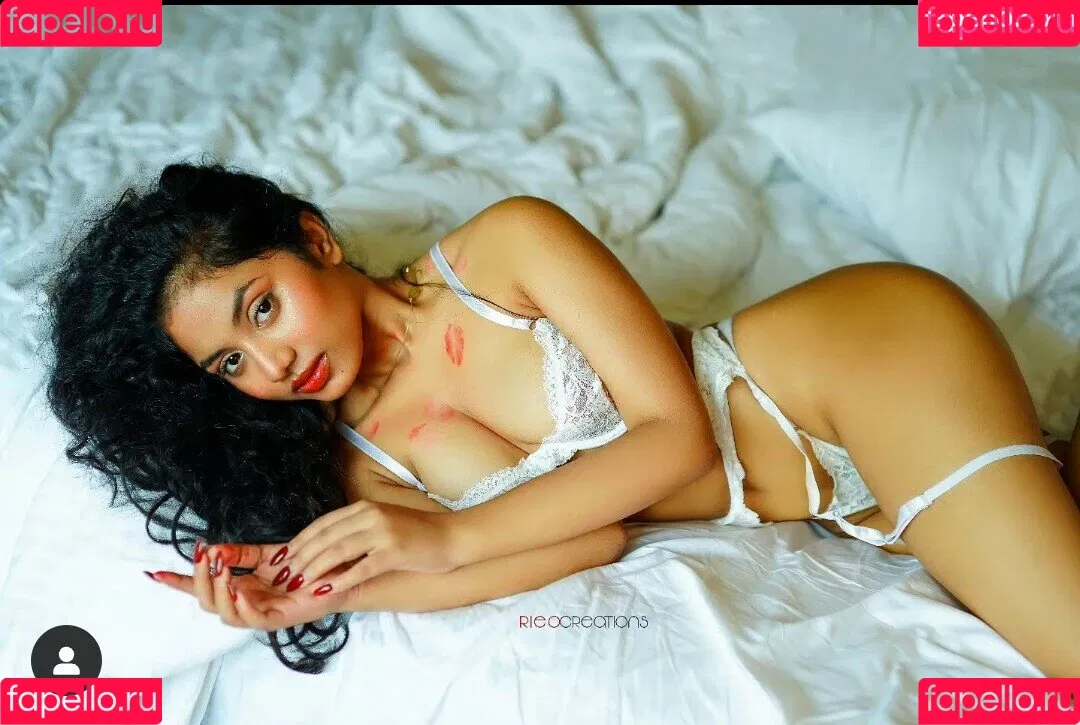 Sneha Biswas Onlyfans Photo Gallery 