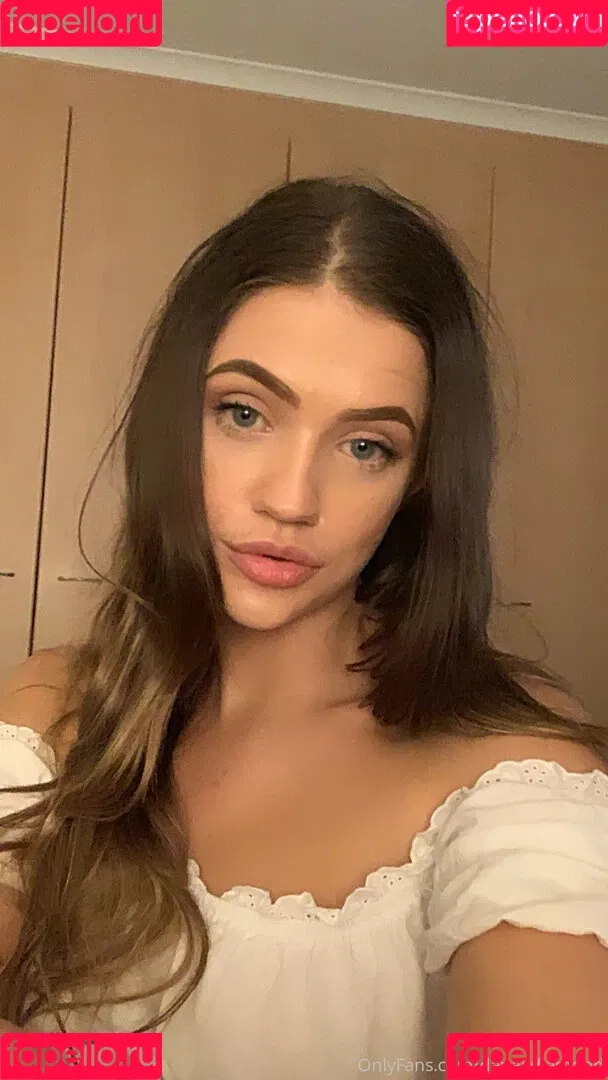 dana.petrova Onlyfans Photo Gallery 