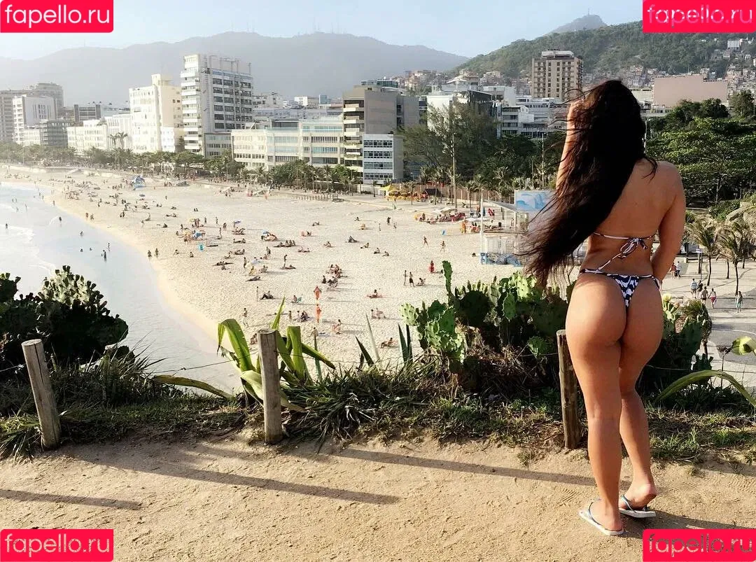 Isabella Pinheiro Onlyfans Photo Gallery 