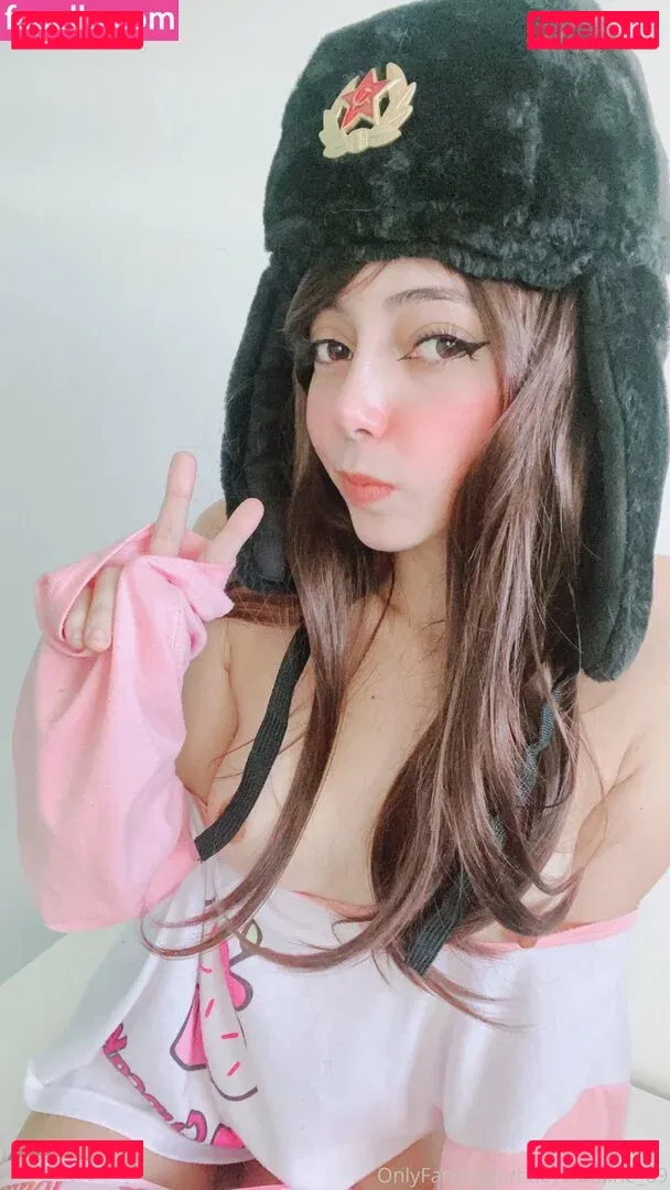 BabyCaroline Onlyfans Photo Gallery 