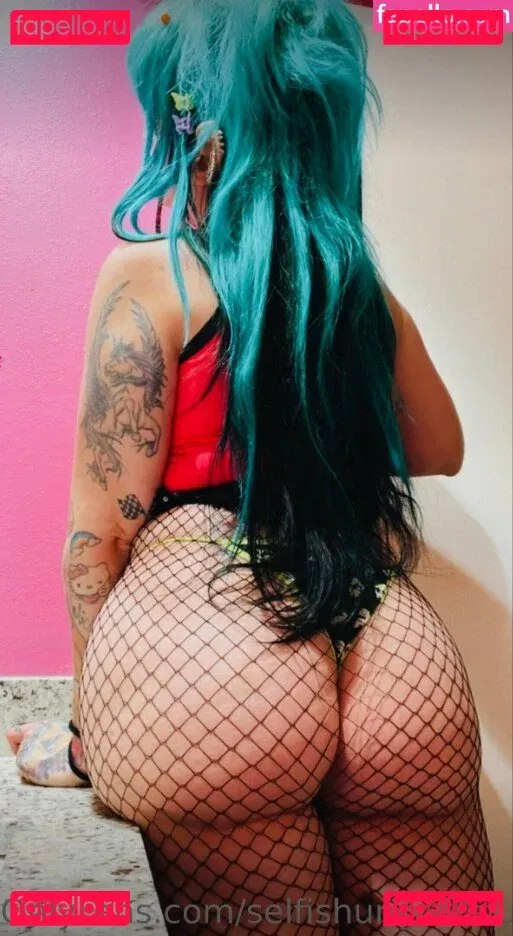 happilyeverawful Onlyfans Photo Gallery 