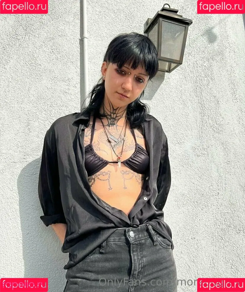 more00grey Onlyfans Photo Gallery 