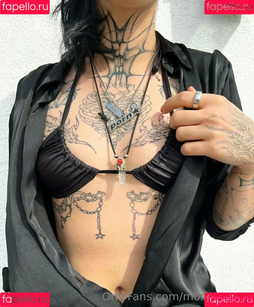 more00grey Onlyfans Photo Gallery 