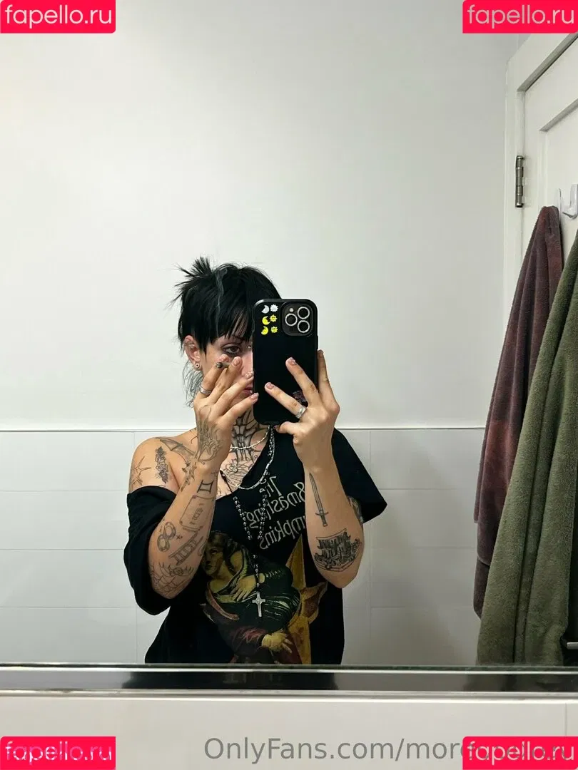 more00grey Onlyfans Photo Gallery 
