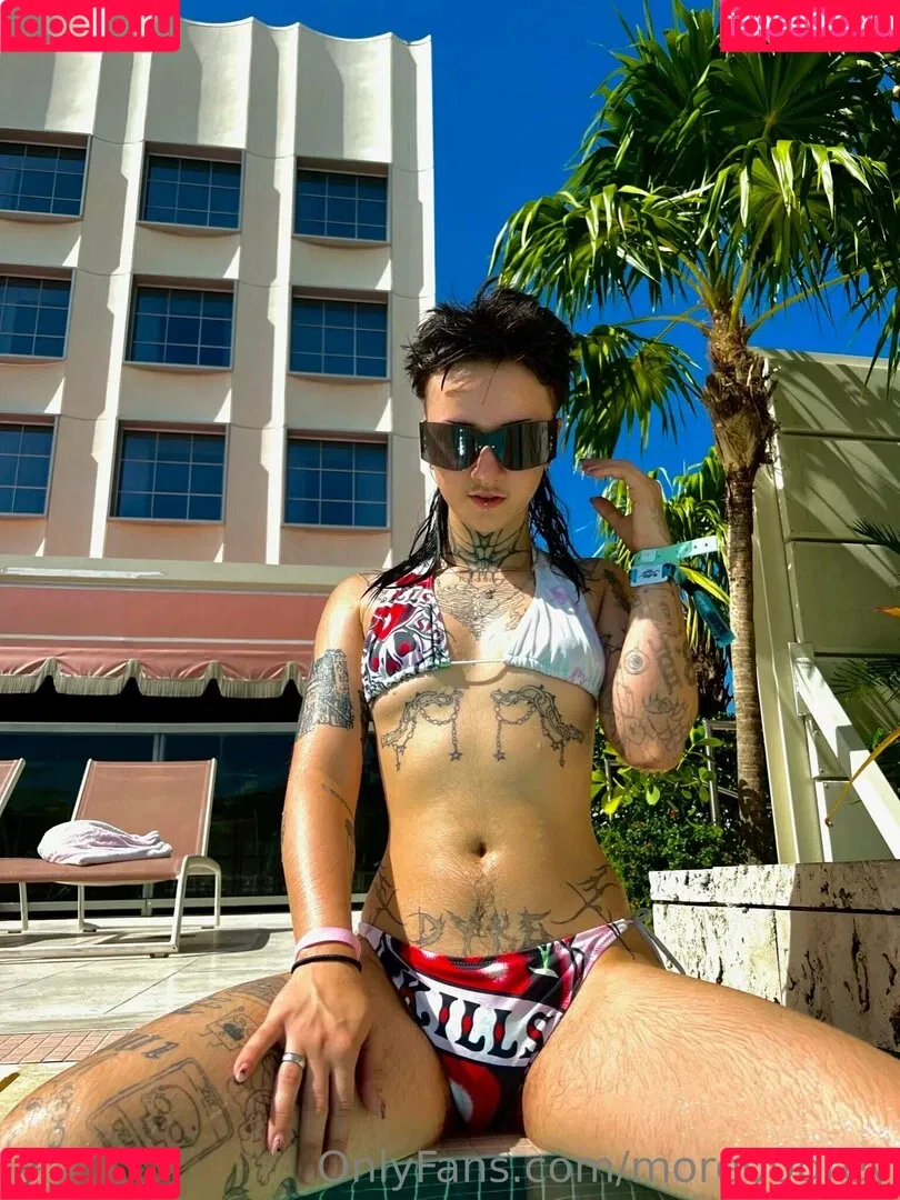 more00grey Onlyfans Photo Gallery 