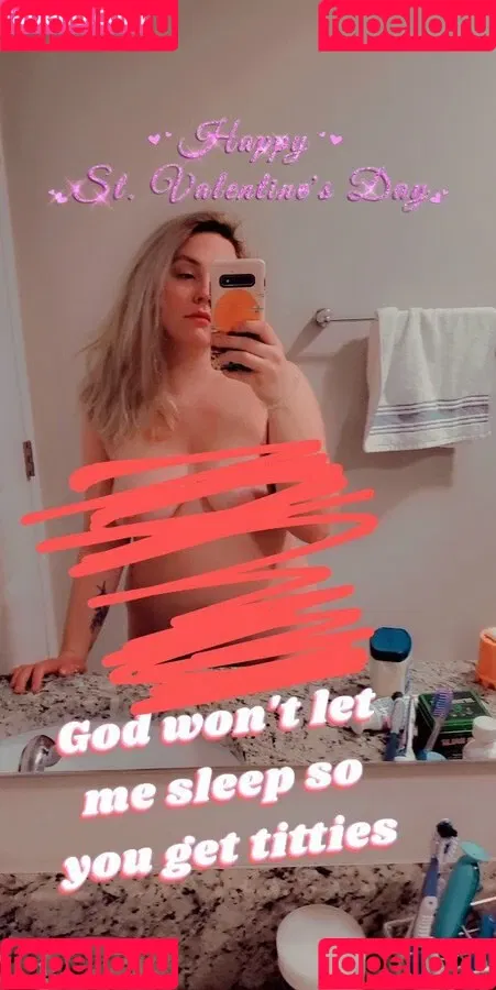 CluelessonVHS Onlyfans Photo Gallery 