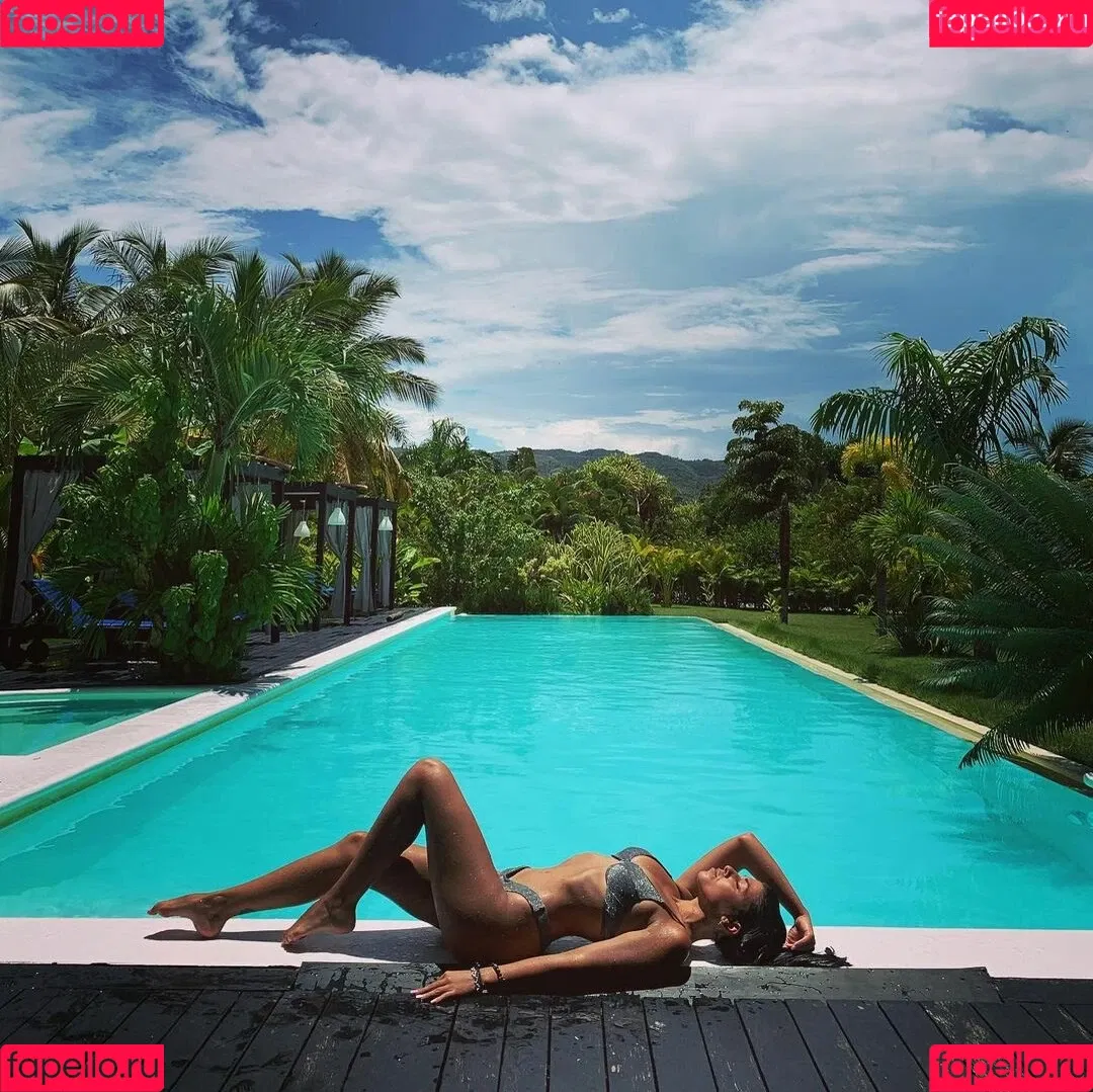 Marta De Lola Onlyfans Photo Gallery 