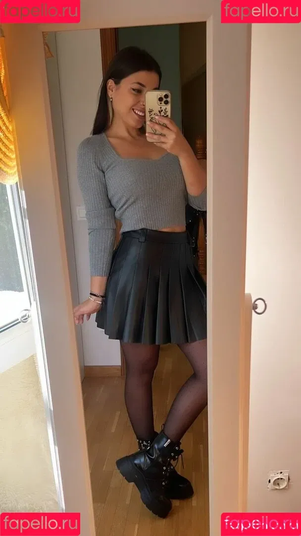 Marta De Lola Onlyfans Photo Gallery 