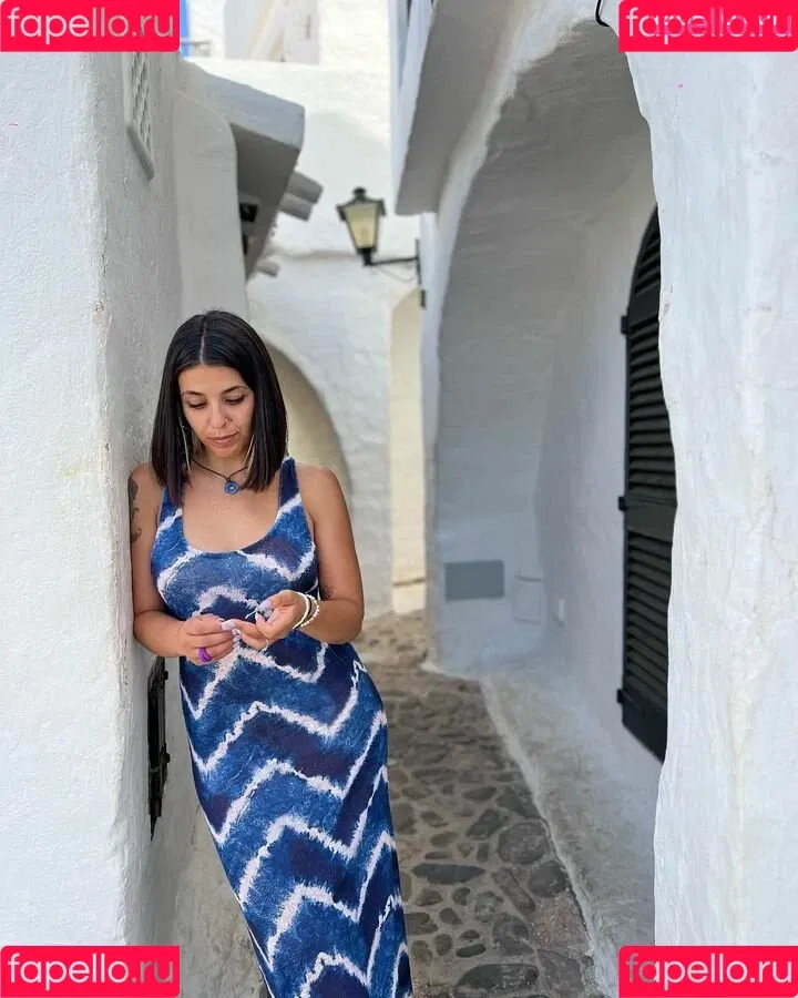 Marta De Lola Onlyfans Photo Gallery 