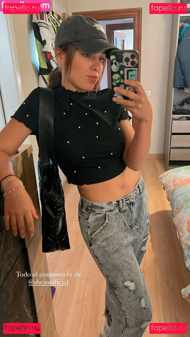 Marta De Lola Onlyfans Photo Gallery 