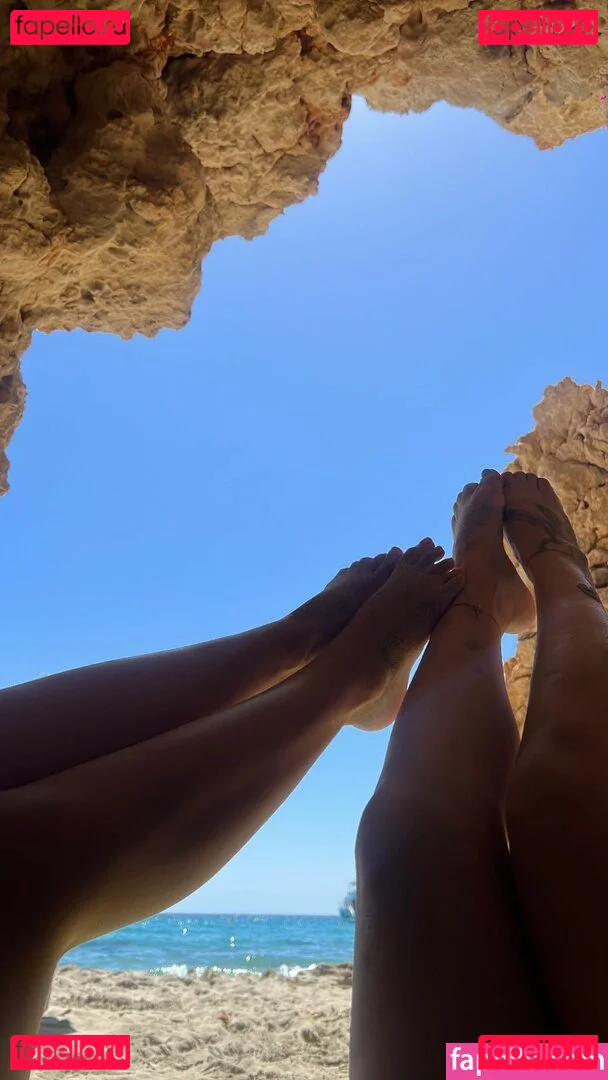 Marta De Lola Onlyfans Photo Gallery 